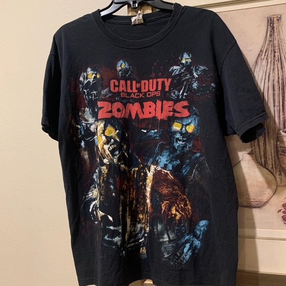 Jerzees Other - Call of Duty Black Ops Zombies T Shirt